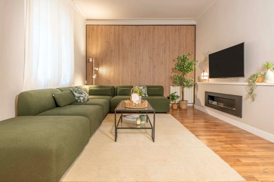 TV and multimedia, Living room, Seating area