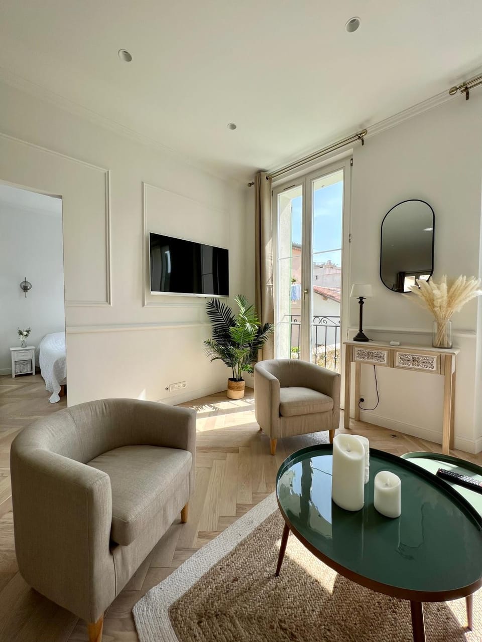 L'Orangerie Secret Garden Apartment in Old Antibes Beach 4min Apartment in Antibes