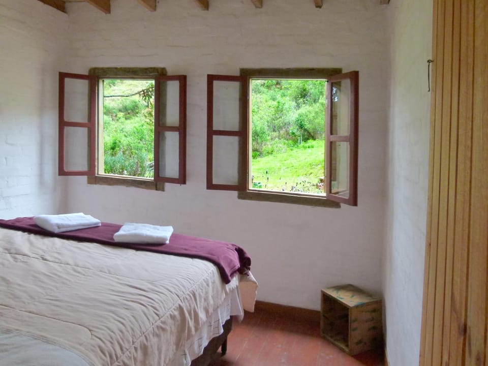 Bed, Garden, Photo of the whole room, Bedroom, Garden view, towels