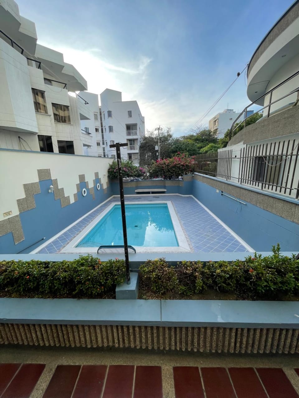 Swimming pool, Swimming pool