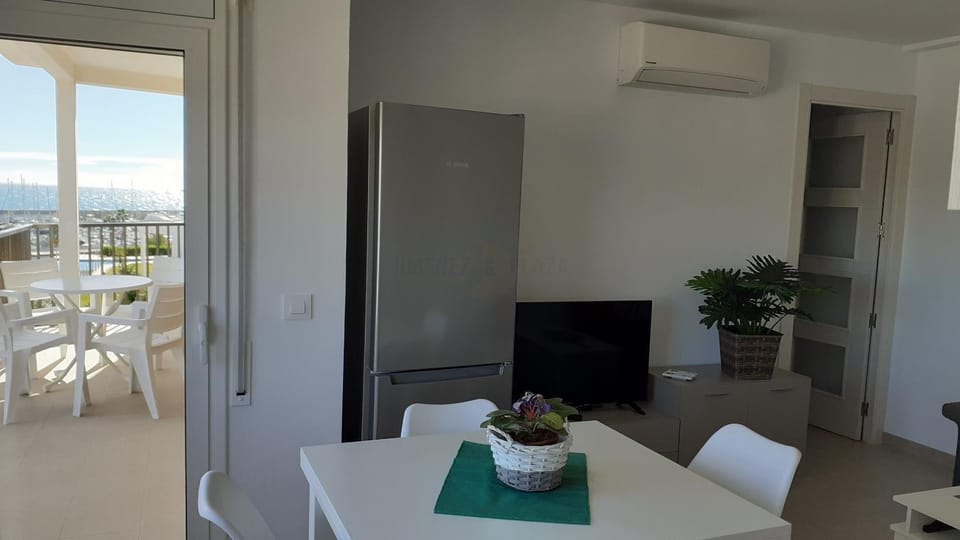 TV and multimedia, Dining area