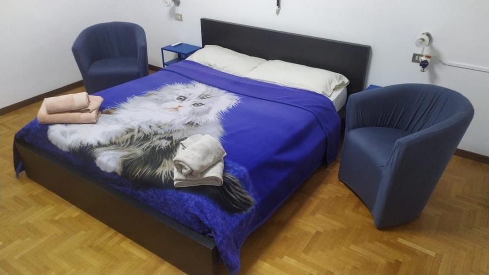 CASA CHIARA - 11 minuti da Milano - 6 minuti da policlinico San Donato Milanese Apartment in Milan