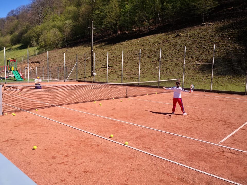 Tennis court
