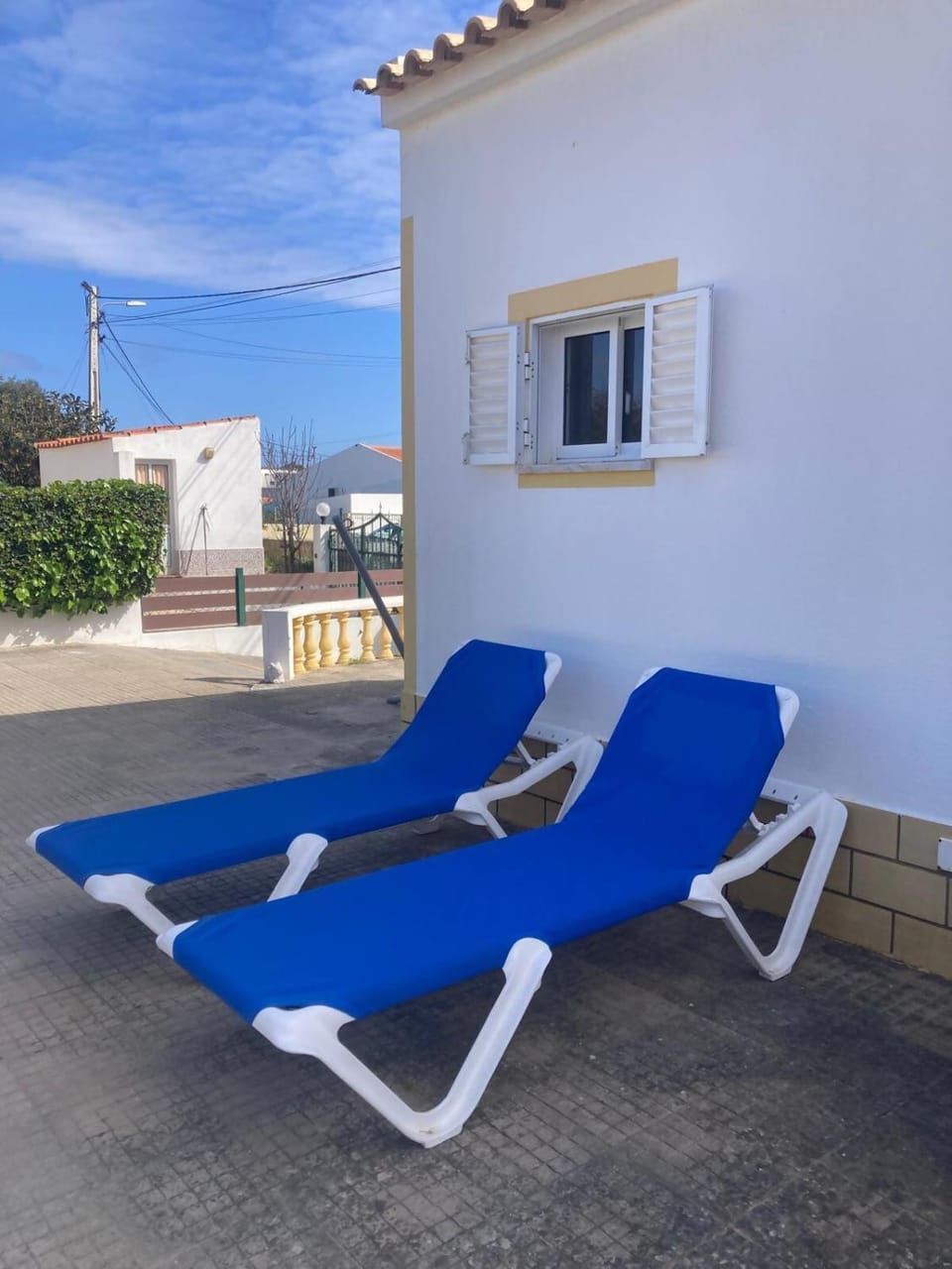 Spacious House in Sagres with Private Patio & BBQ House in Sagres