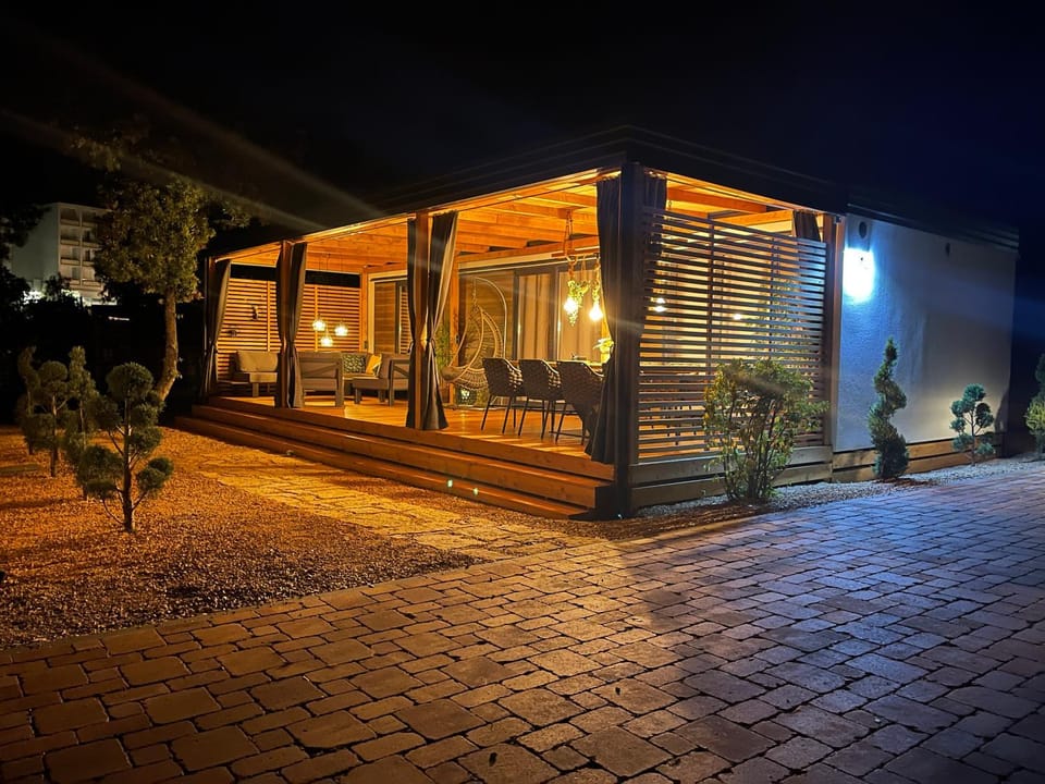 Property building, Patio