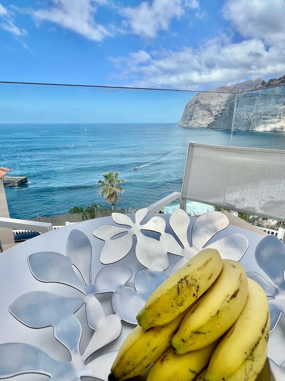 Apartamento incleibles vistas al océano y piscina. Apartment in Acantilados de Los Gigantes