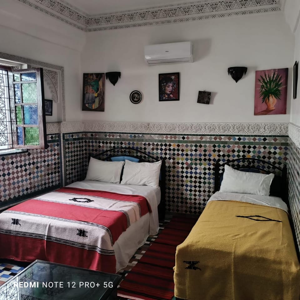 Bed, Photo of the whole room, Bedroom, air conditioner