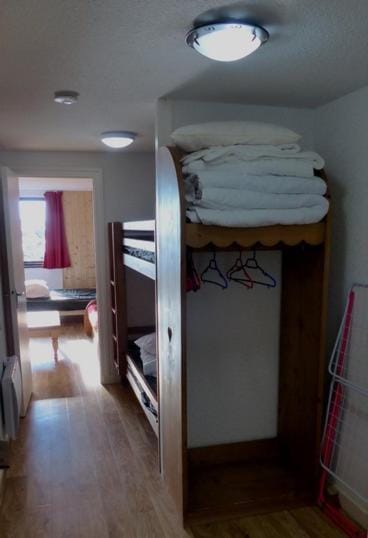 bunk bed, storage