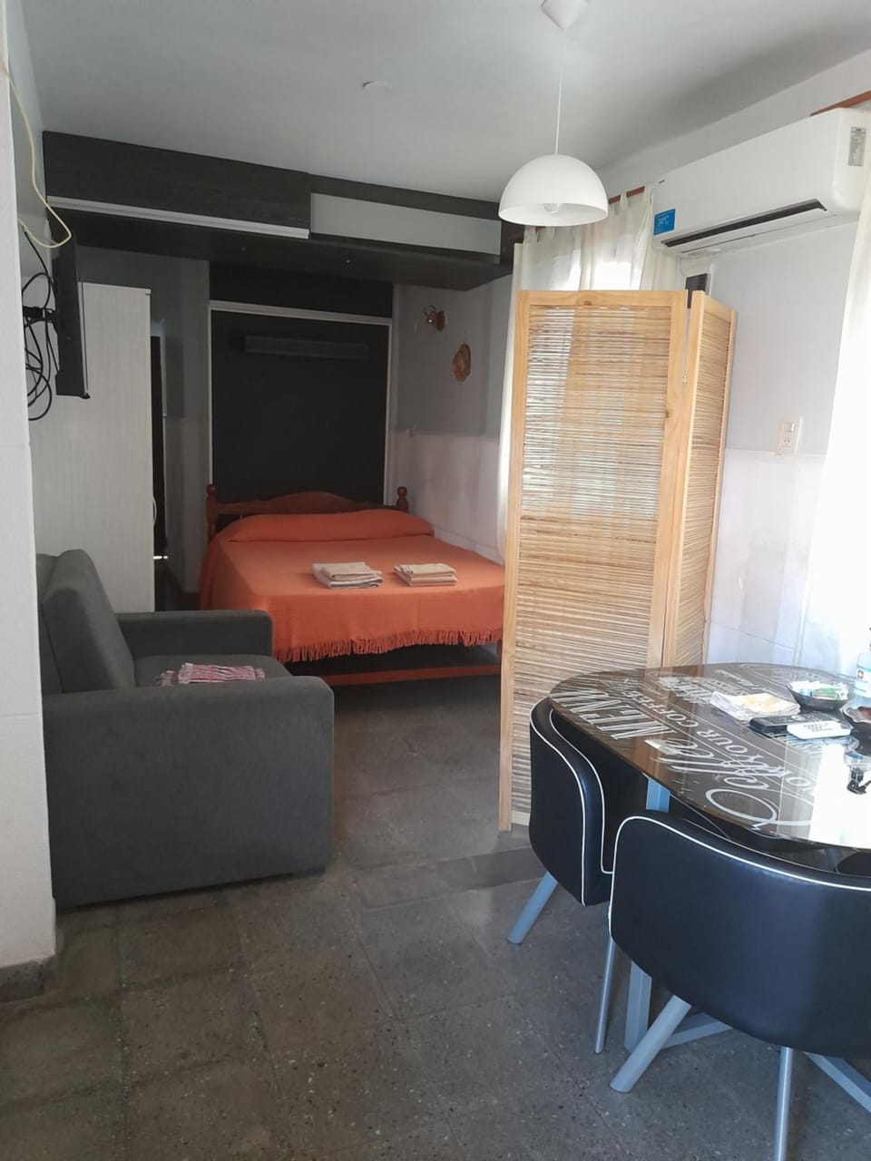 Photo of the whole room