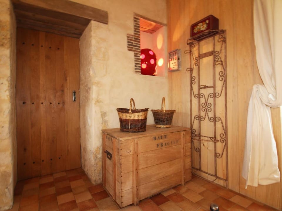 Maison percheronne avec jardin et jeux, proche de Bellême, idéale pour familles - FR-1-497-158 House in Normandy