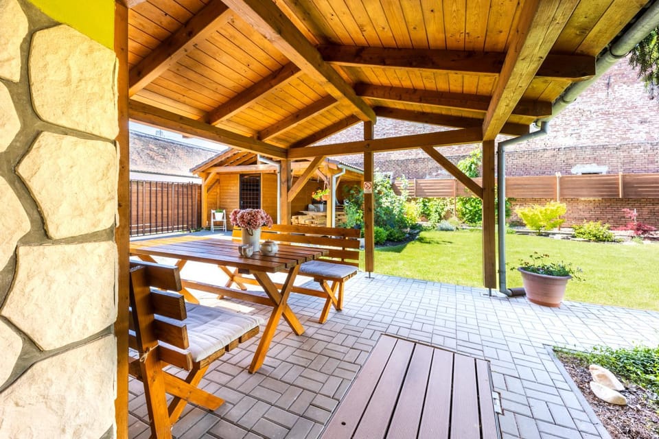 Property building, Garden, Seating area, Garden view