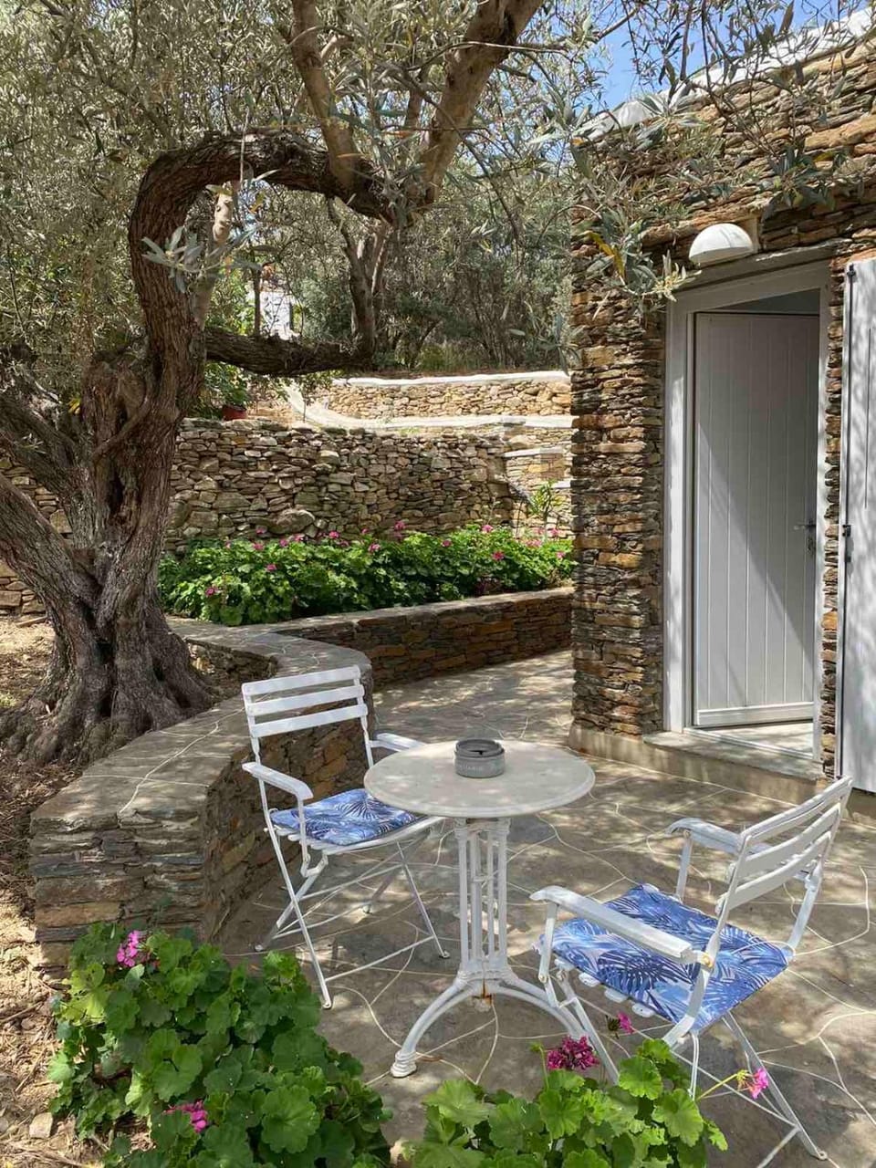 ROSE studio Apartment in Milos