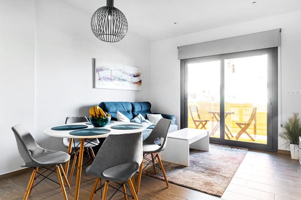 Living room, Seating area, Dining area