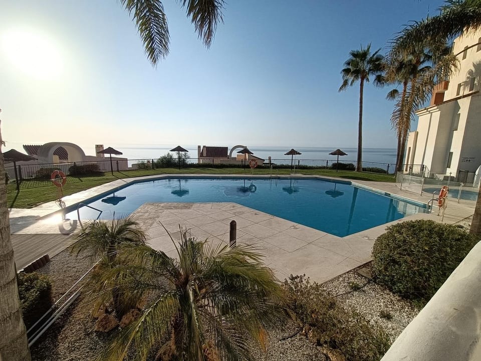 Sea view, Swimming pool
