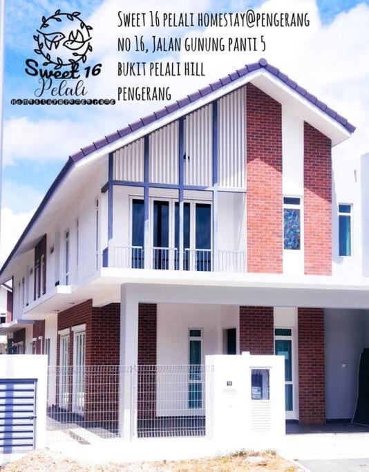 Sweet 16 Pelali Homestay Pengerang (Wifi/Netflix) House in Johor