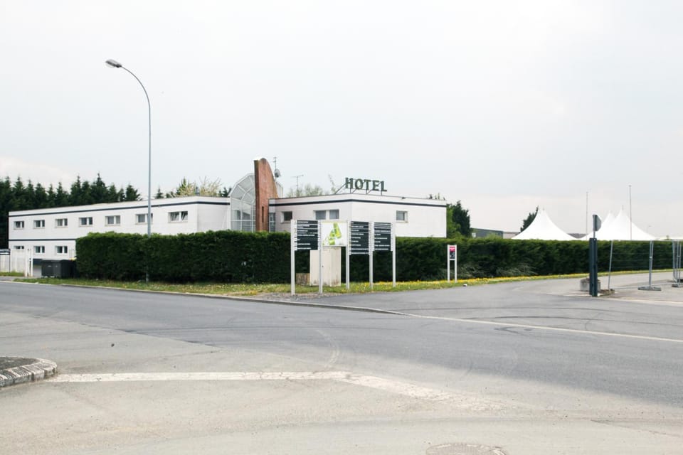 Property building, Street view