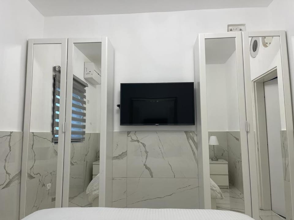 Best Apartment TEL AVIV CENTER 50Meters from the beach Apartment in Tel Aviv-Yafo