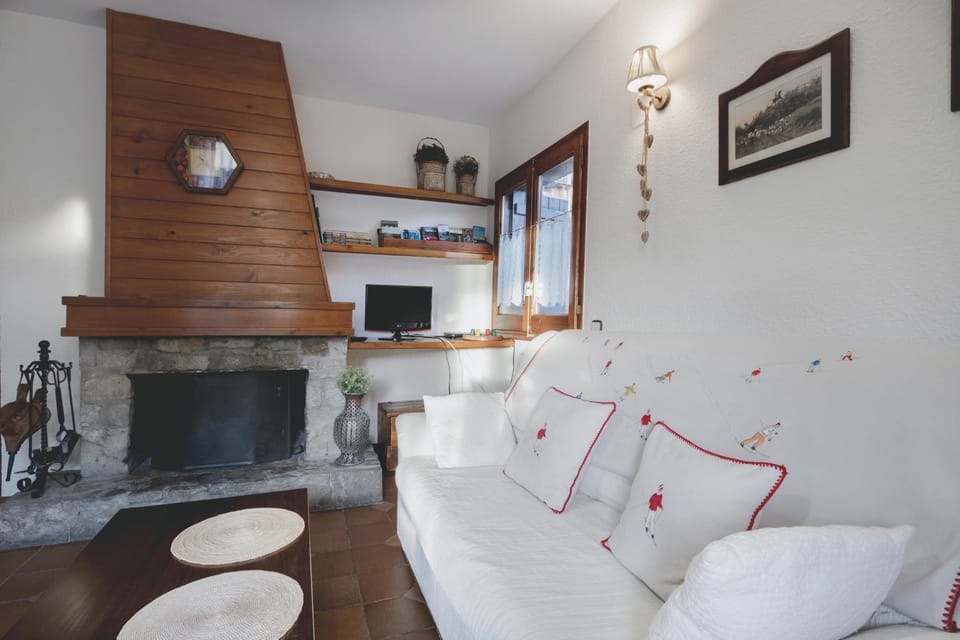 Living room, Seating area, flat iron
