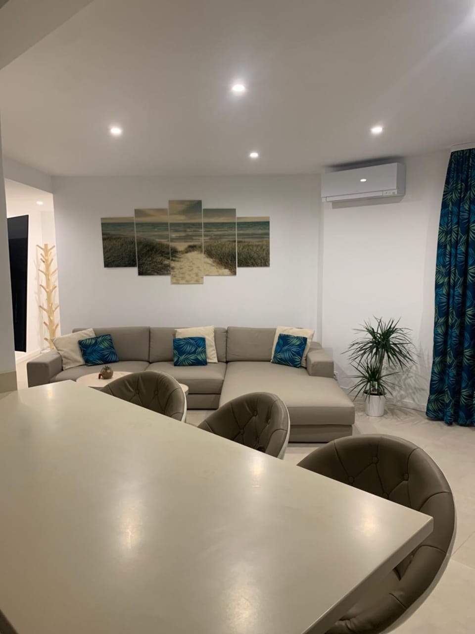 DOUCEURS DES ILES Apartment in Fréjus