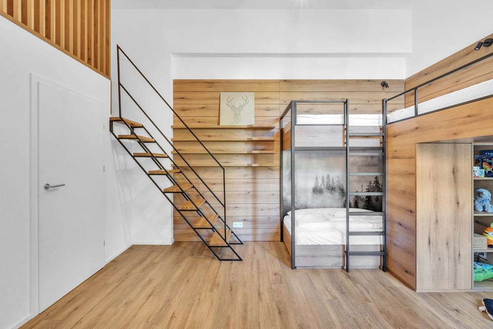 bunk bed