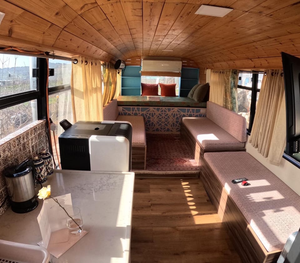 The Bus Apartment in North District