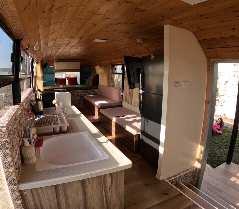 The Bus Apartment in North District