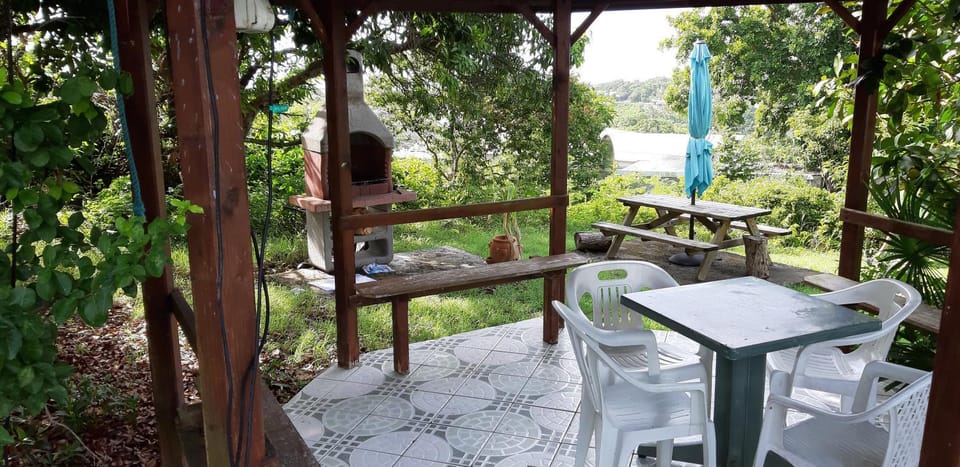 VILLA SIRIZ "Ti Siriz" House in Sainte-Anne