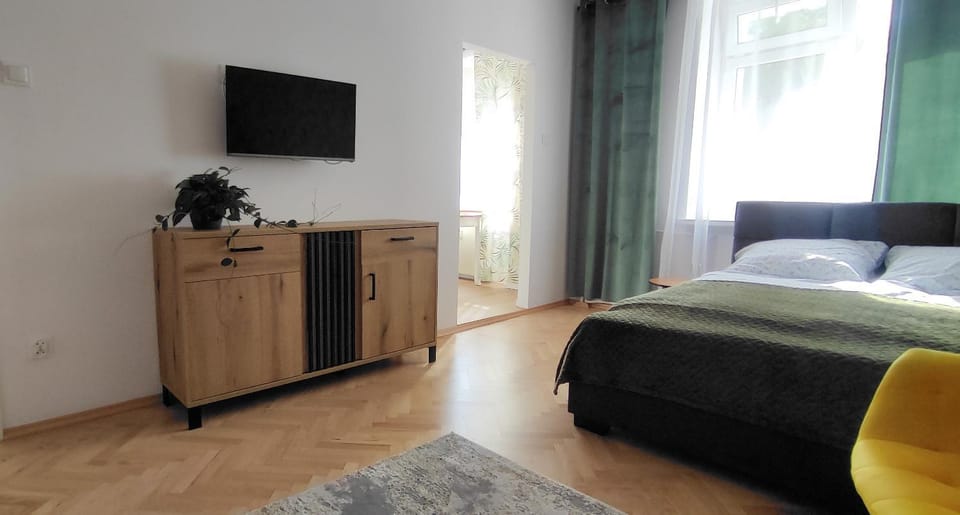 TV and multimedia, Photo of the whole room, Evening entertainment