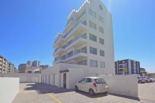Nautica 2 Bedroom Beachfront Apartment with Sea Views Apartment in Cape Town