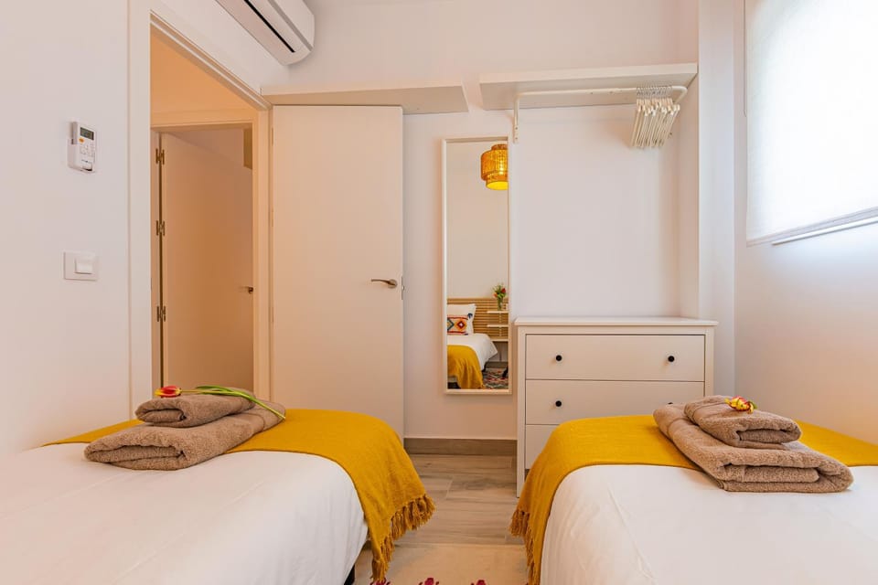 Bed, Bedroom