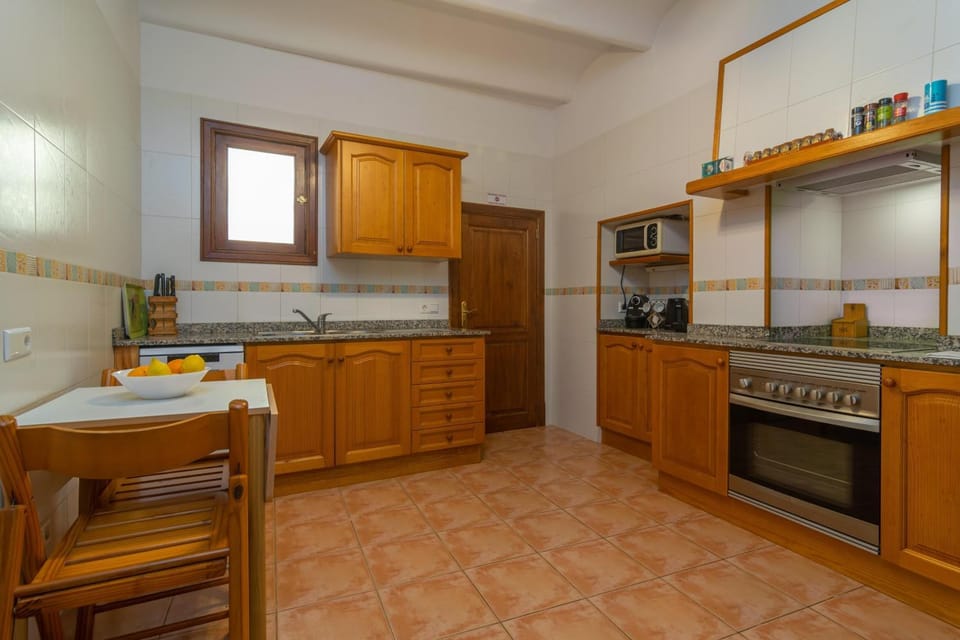 Kitchen or kitchenette, Other
