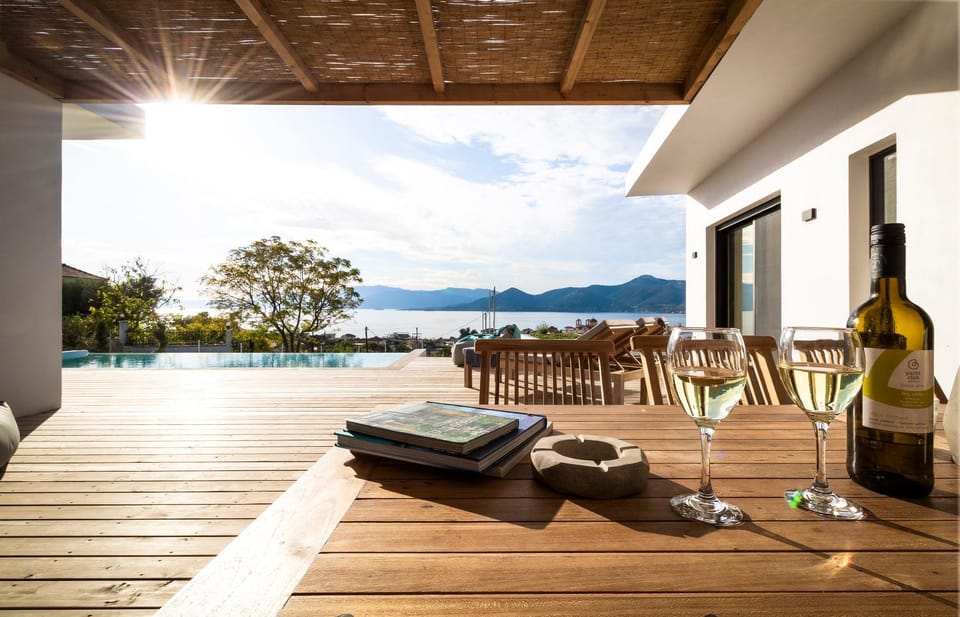 Day, Dining area, Pool view, Swimming pool