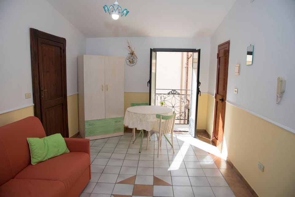 Casa della Lanterna di BaChi Apartment in Sciacca
