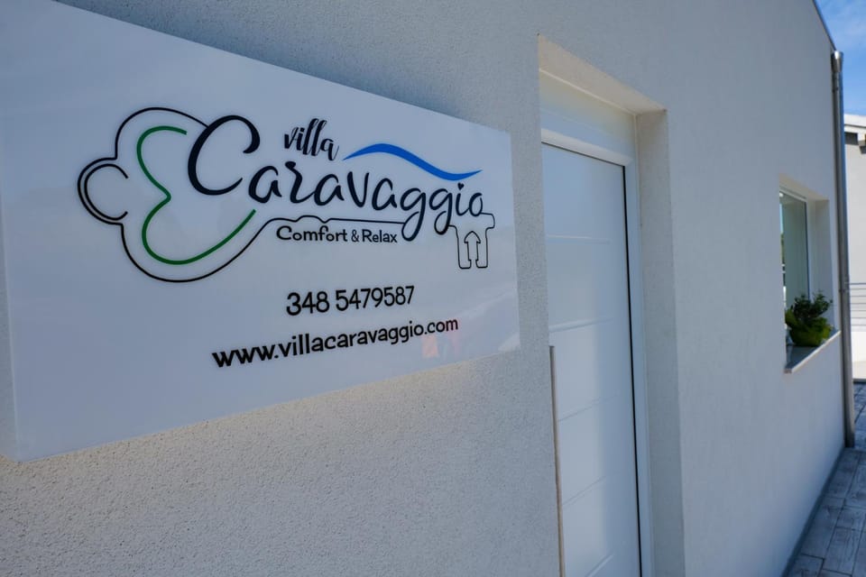 Property logo or sign, Text overlay, Certificate/Award