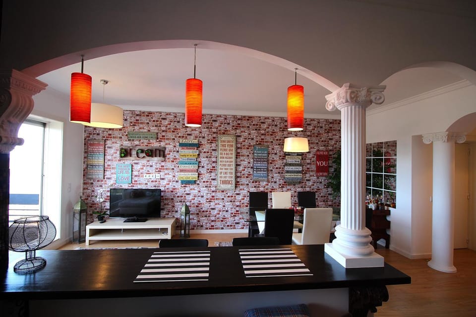 Communal lounge/ TV room, TV and multimedia, Living room