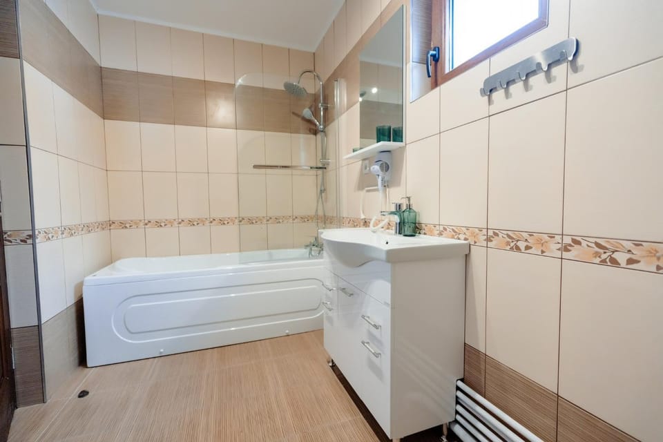 Bathroom, Bath