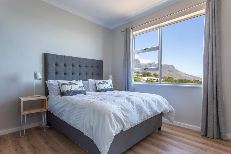 Woodlands Apartments Apartment in Camps Bay