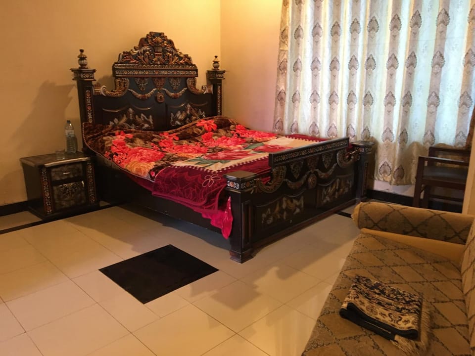 Three Star Hotel & Restaurent Malam jabba swat Hotel in Pakistan