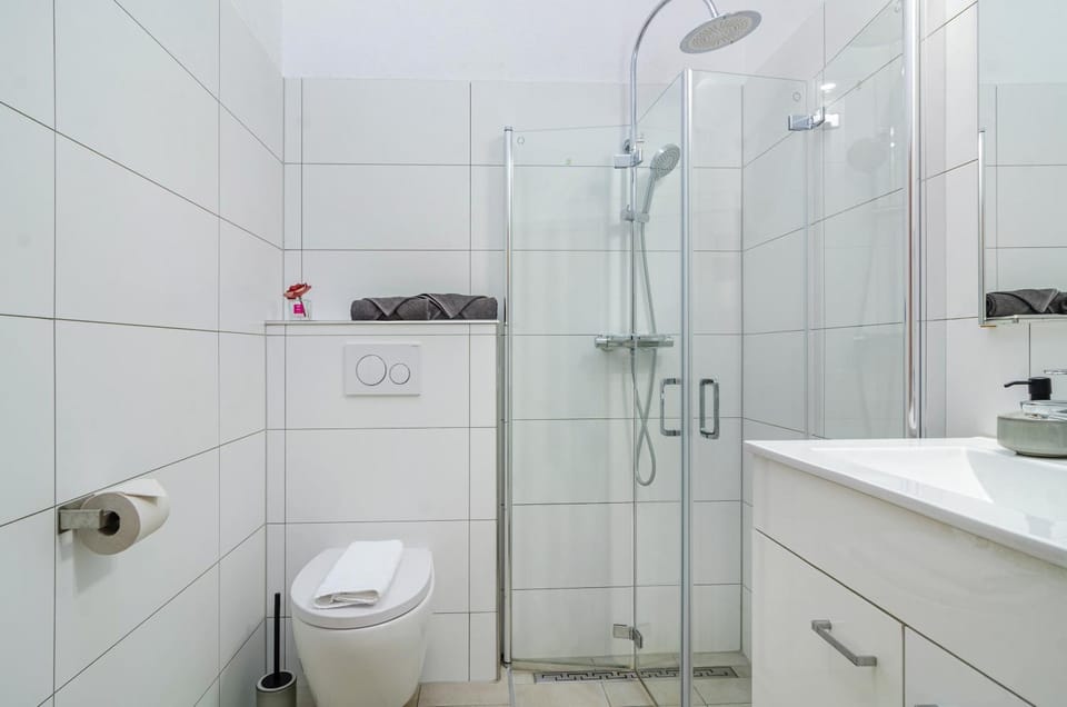 Bathroom, Living room