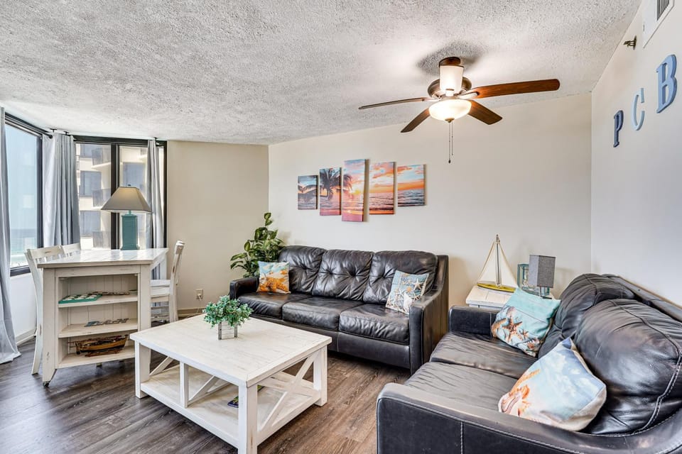 Beachfront Panama City Condo w/ Balcony + Views! House in Panama City Beach