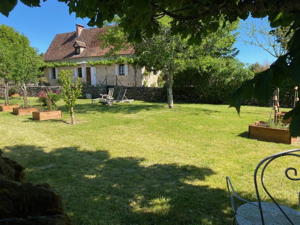 Property building, Garden, Garden