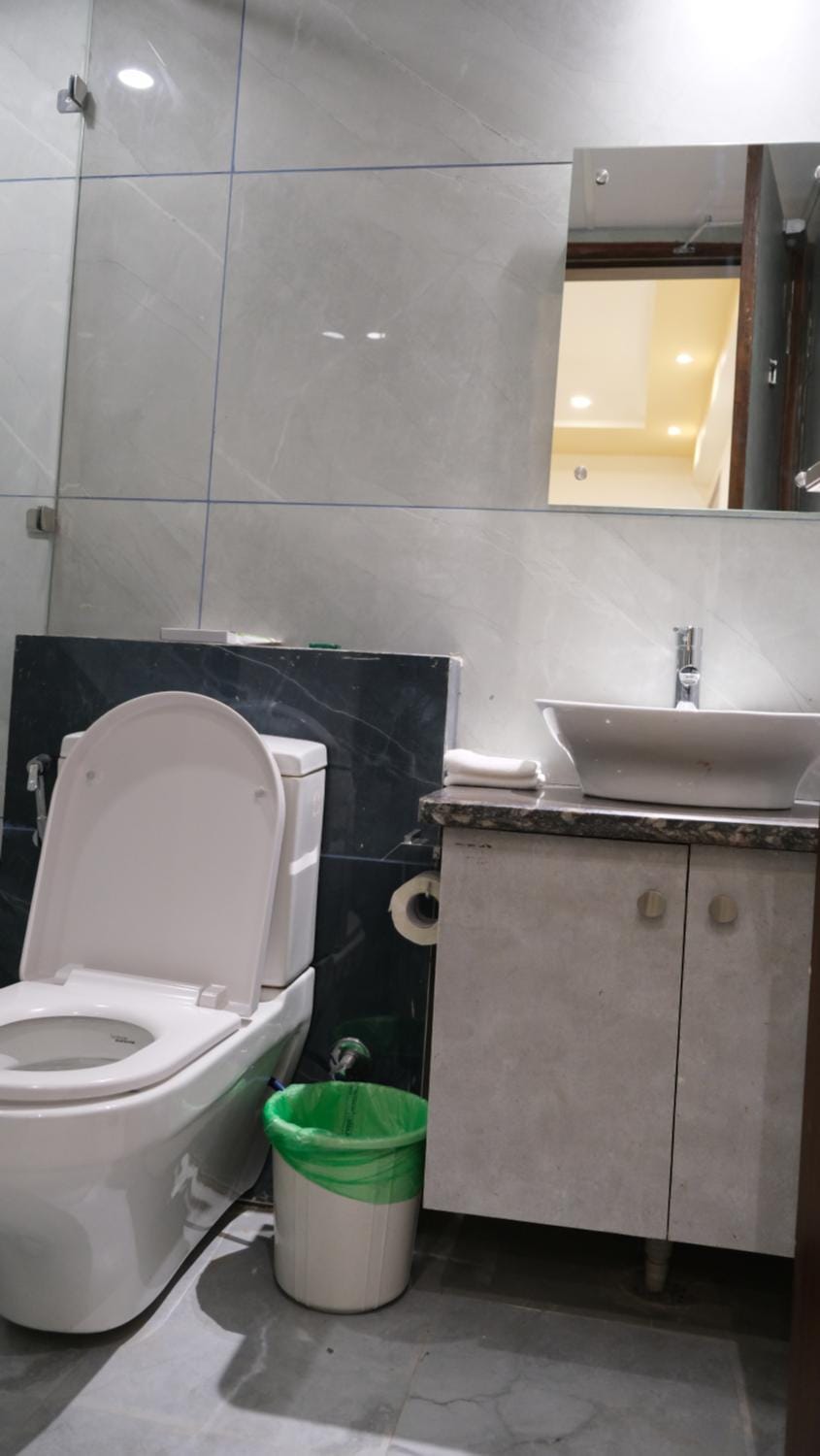 Toilet, Bathroom