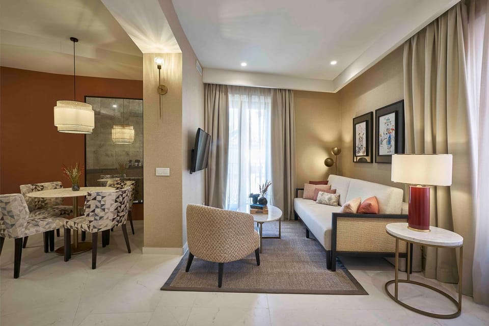 Living room, Seating area, Dining area