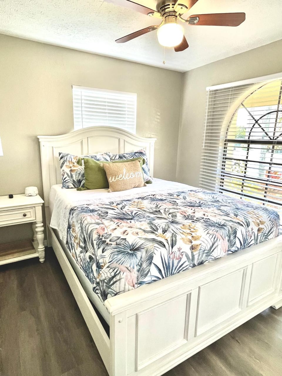 Paradise!! GolfCartRental/Paddleboat/Kayak/Fish/Swim House in Hernando Beach