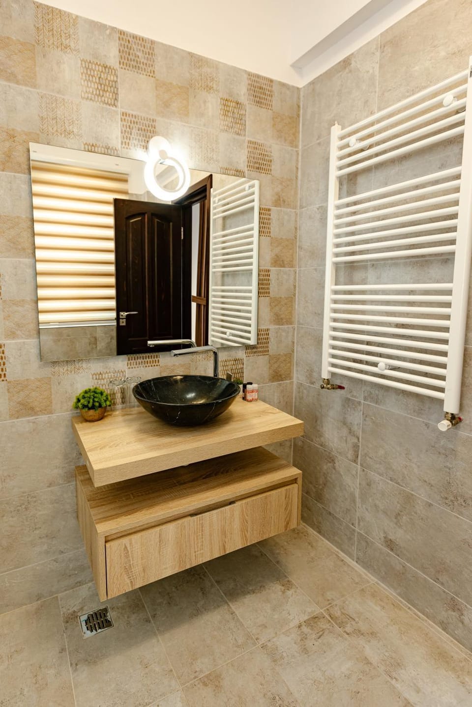 Pensiunea Axa Alex Bed and Breakfast in Romania