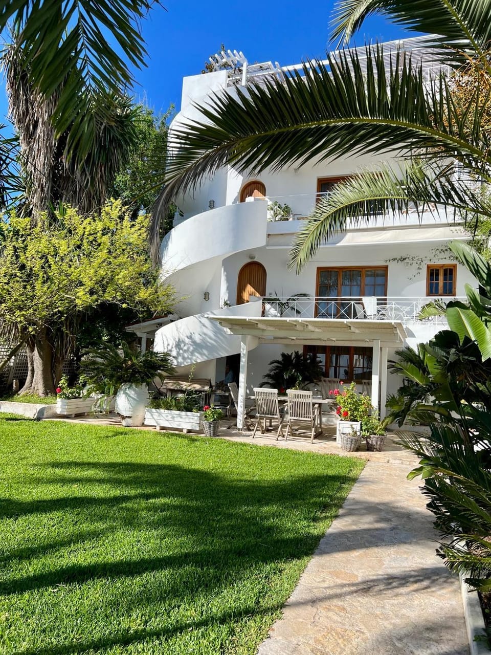 Property building, Garden, Garden view