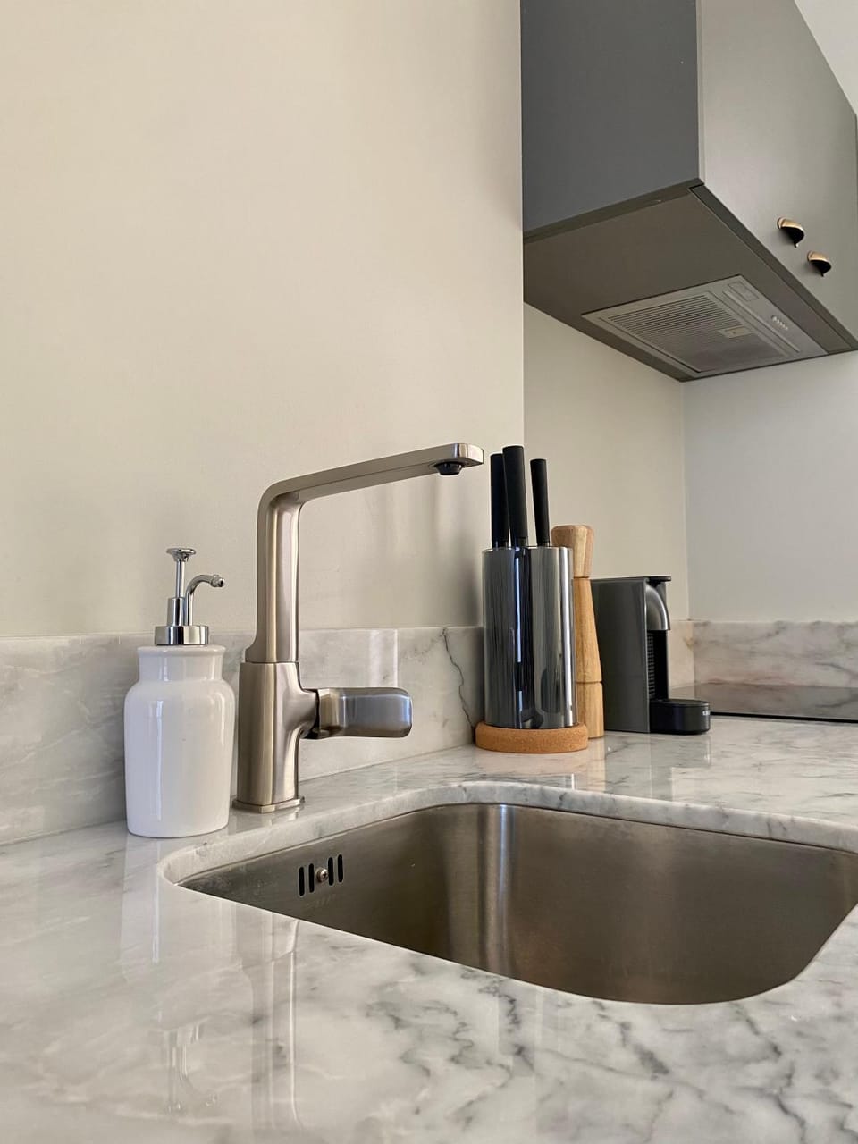Coffee/tea facilities, Kitchen or kitchenette