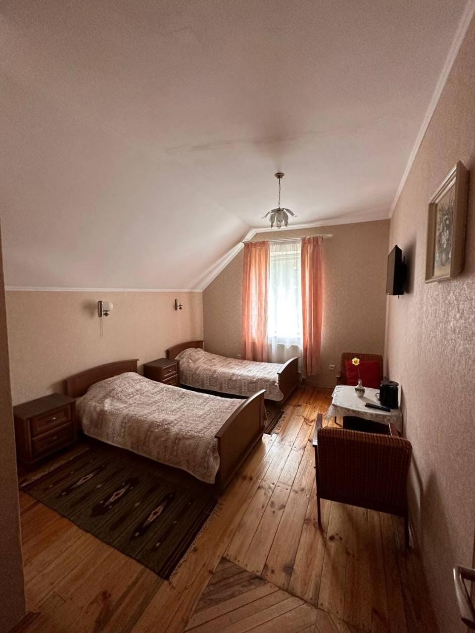 Photo of the whole room