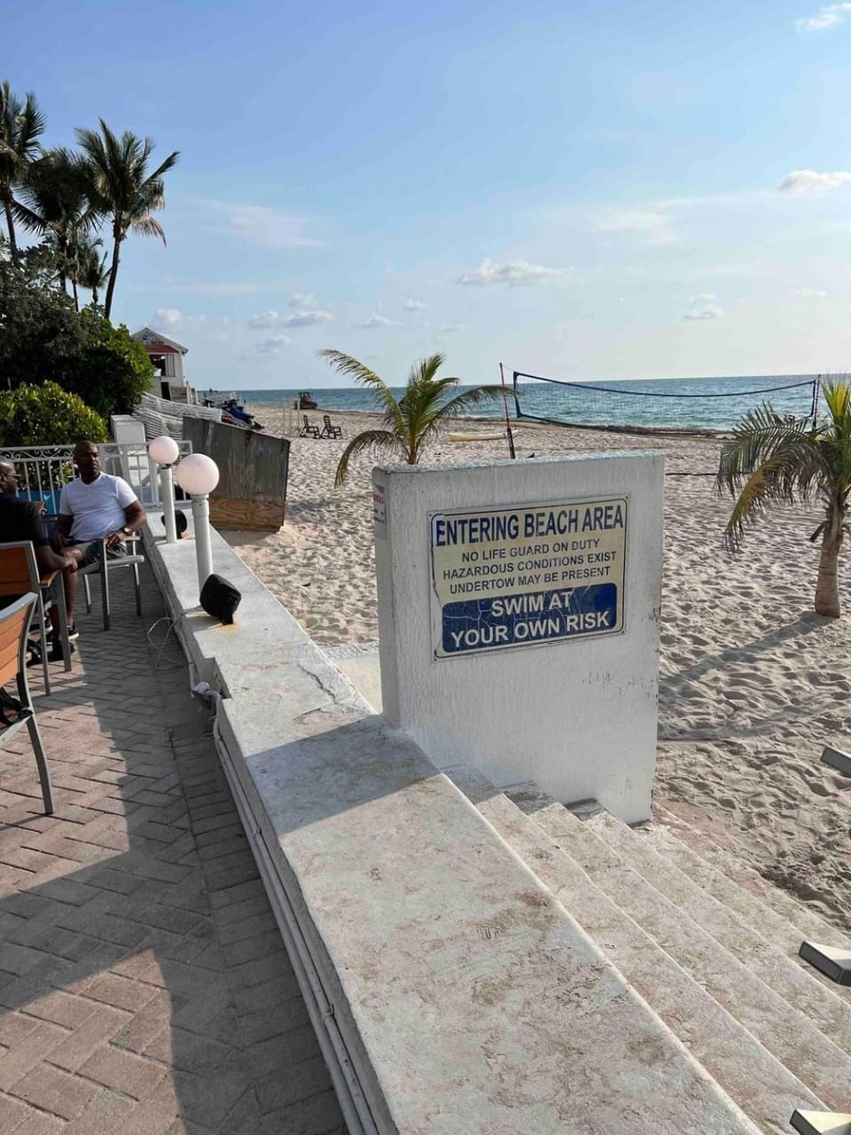 Ocean Manor Tiki Sunset Retreat Hotel in Fort Lauderdale