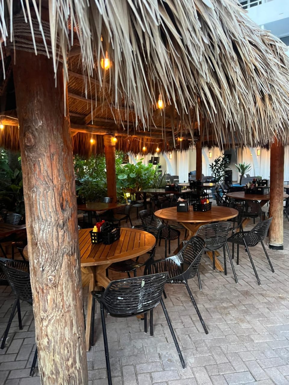 Restaurant/places to eat, Day